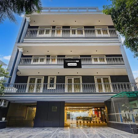 Hotel Super Townhouse Oak Udyog Vihar à Gurgaon Extérieur photo