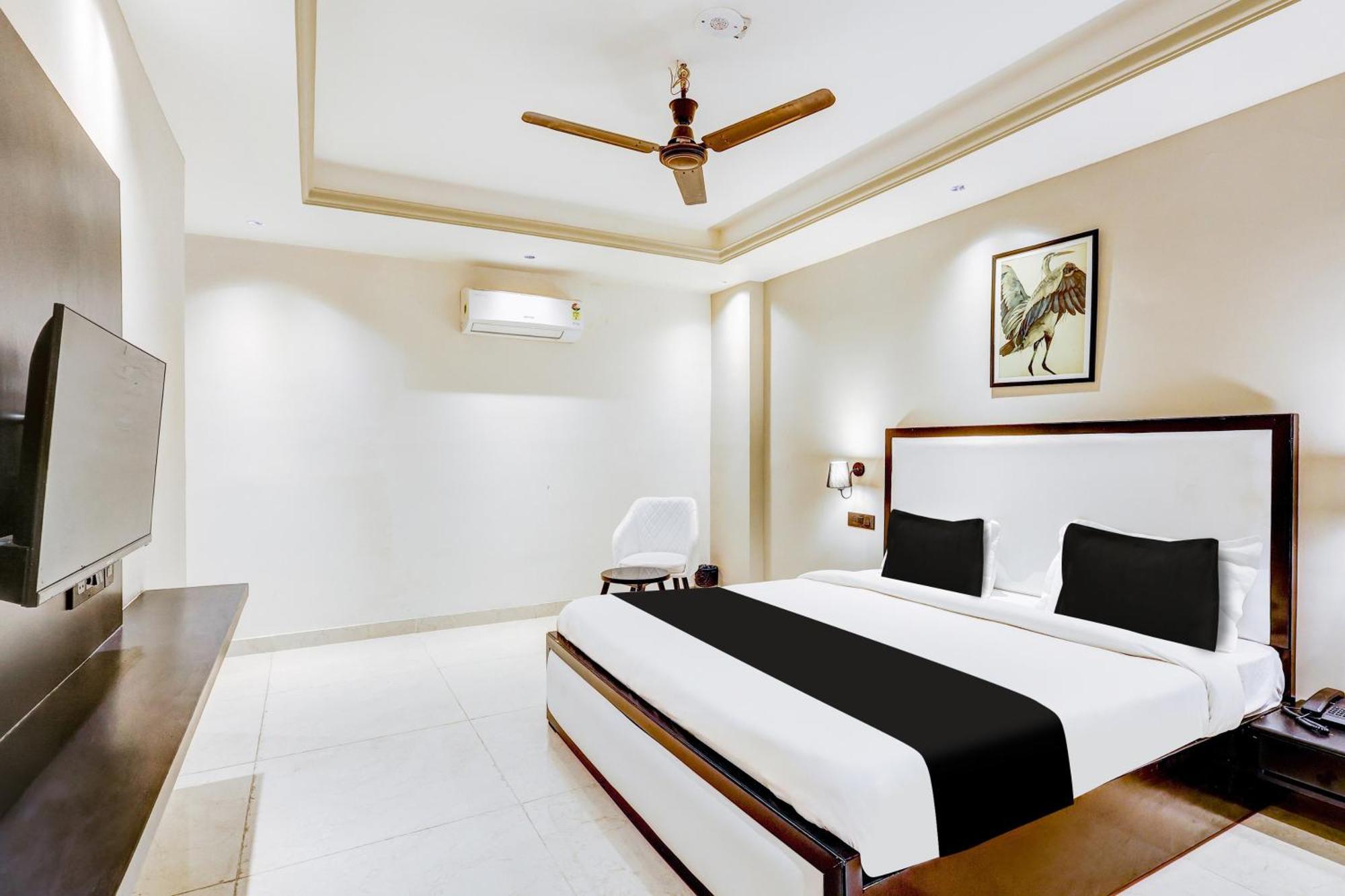 Hotel Super Townhouse Oak Udyog Vihar à Gurgaon Extérieur photo